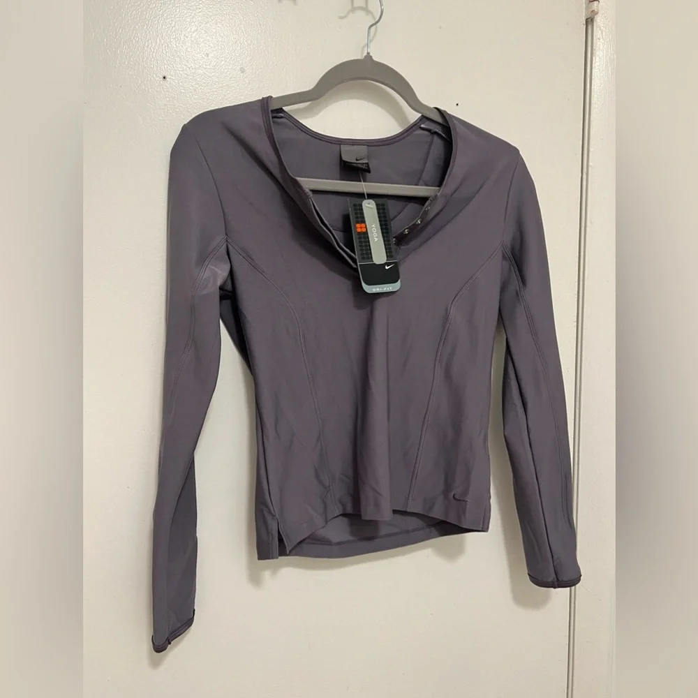 Nike Dri-Fit Yoga Pullover Jacket Purple Size Small - Picture 1 of 7